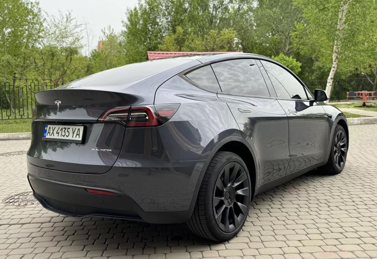 Tesla Model Y  82 kWh 202231