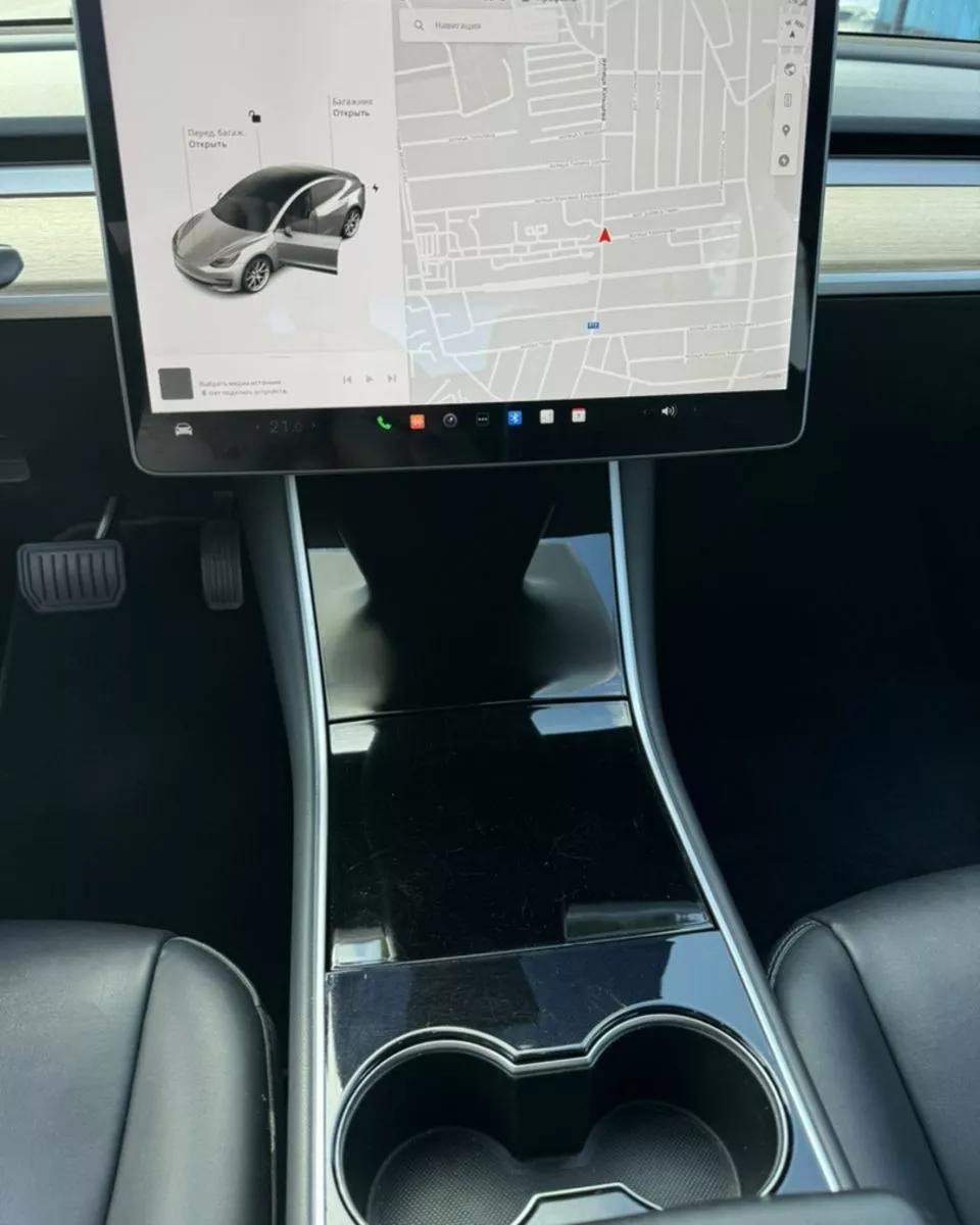 Tesla Model 3  2018thumbnail81