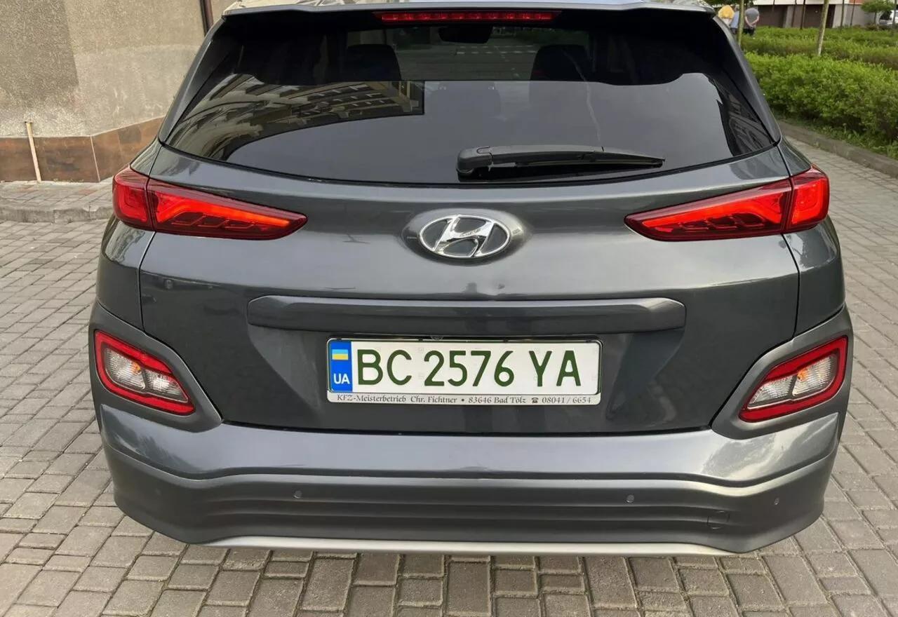 Hyundai Kona  64 kWh 2018thumbnail321