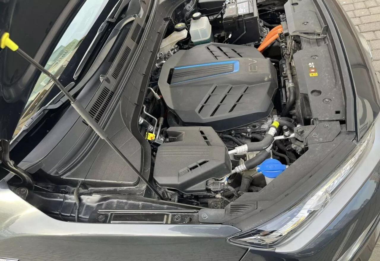 Hyundai Kona  64 kWh 2018thumbnail411