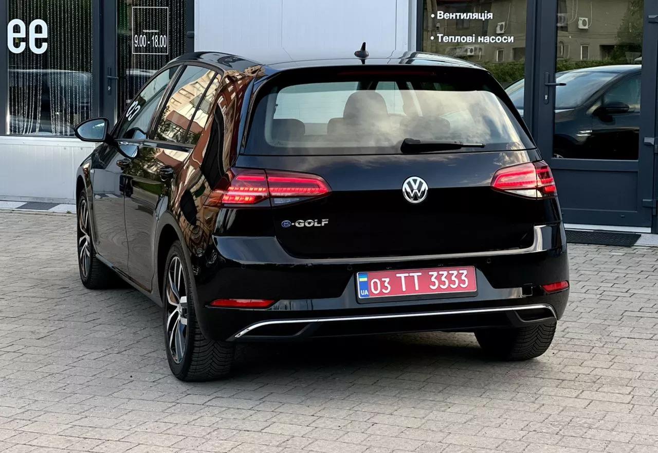 Volkswagen e-Golf  35.8 kWh 202051