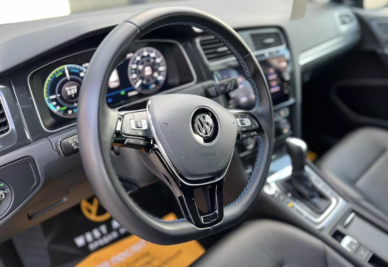 Volkswagen e-Golf  35.8 kWh 2020141