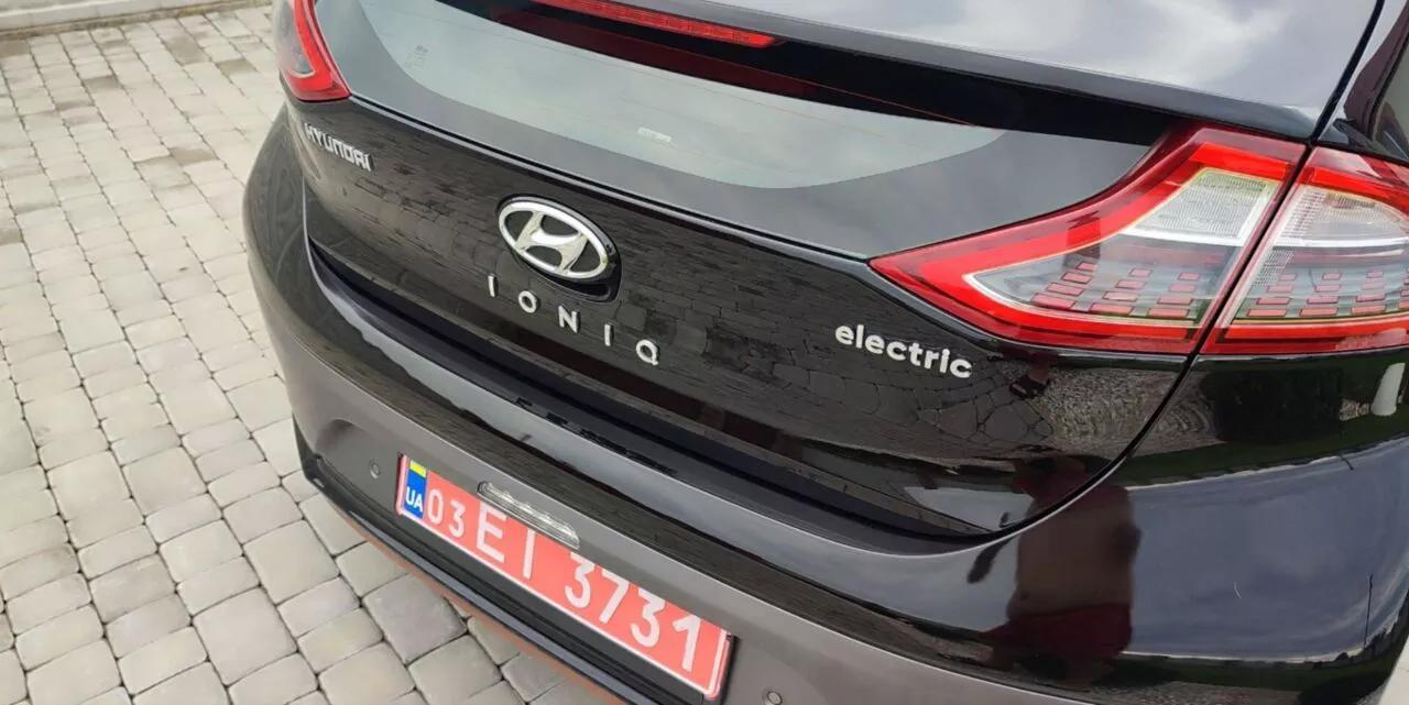 Hyundai Ioniq  28 kWh 2018thumbnail111