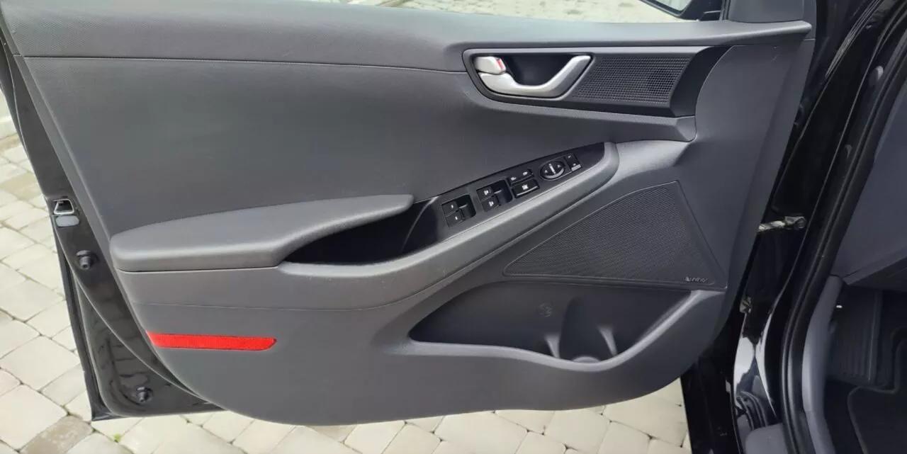 Hyundai Ioniq  28 kWh 2018381