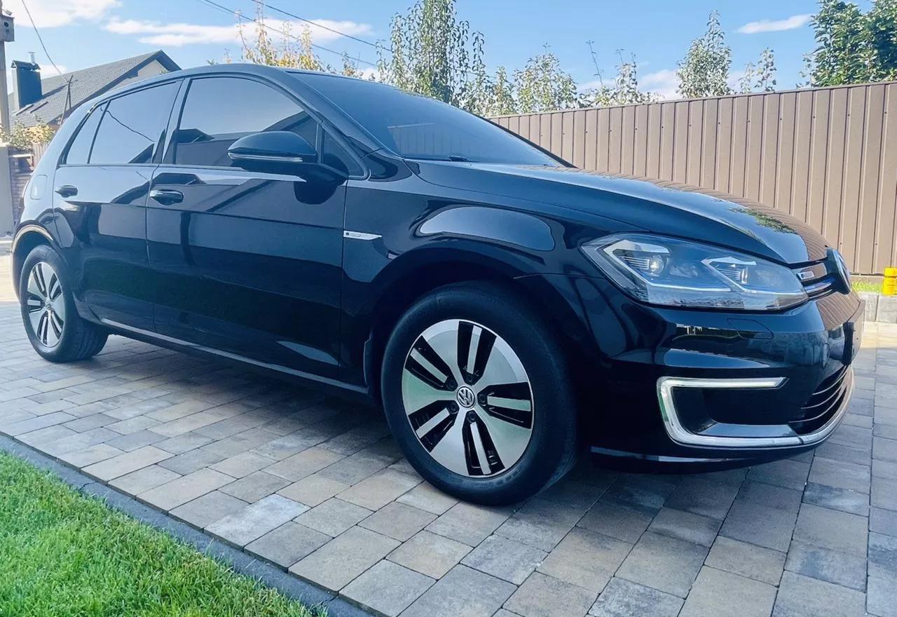 Volkswagen e-Golf  36 kWh 2018251