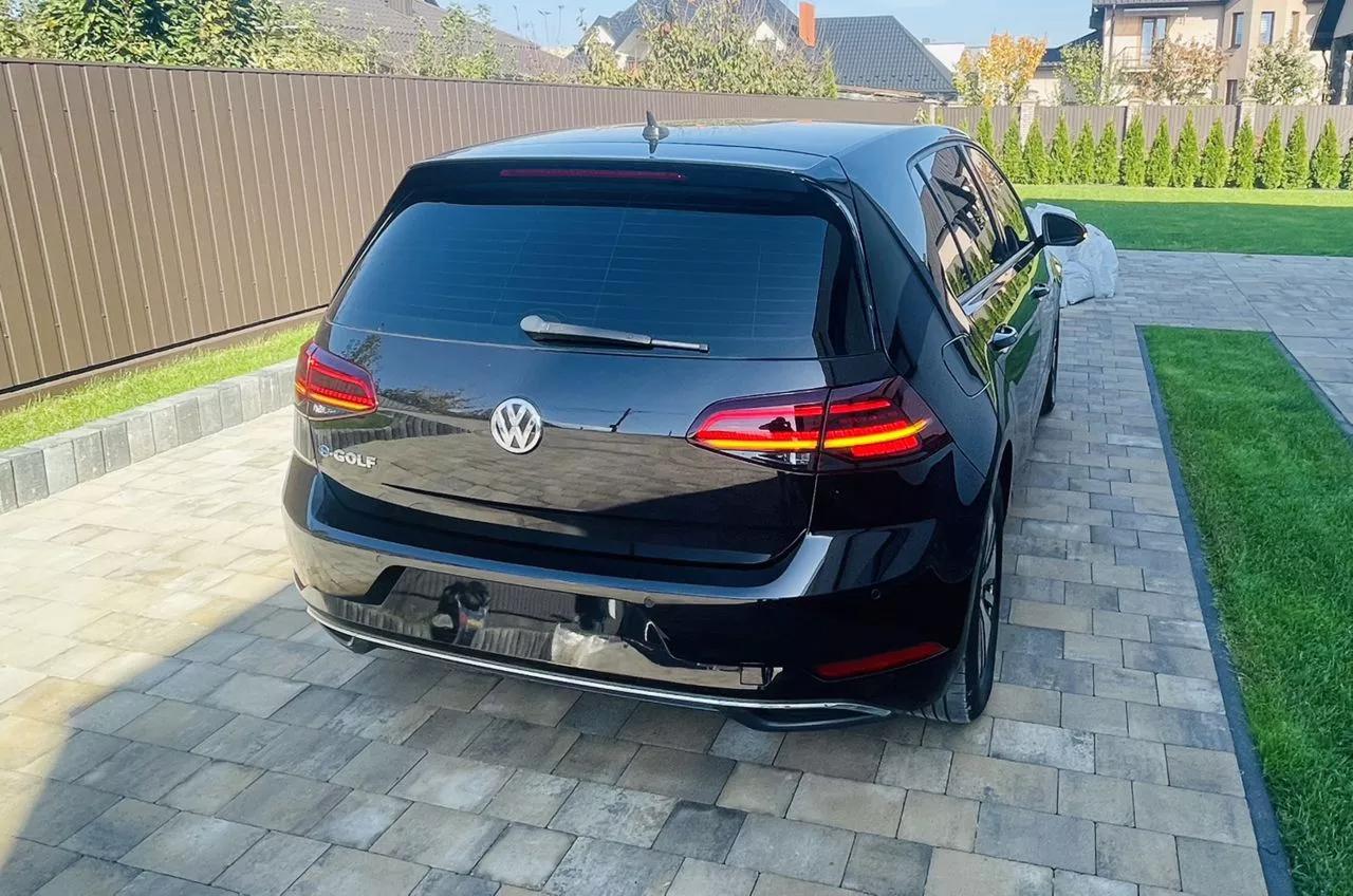 Volkswagen e-Golf  36 kWh 2018thumbnail291