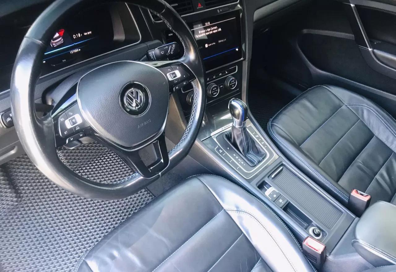 Volkswagen e-Golf  36 kWh 2018351