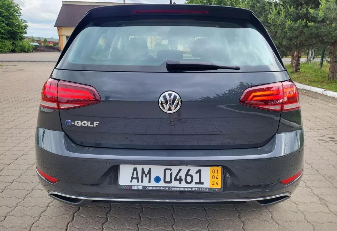 Volkswagen e-Golf  2020thumbnail31
