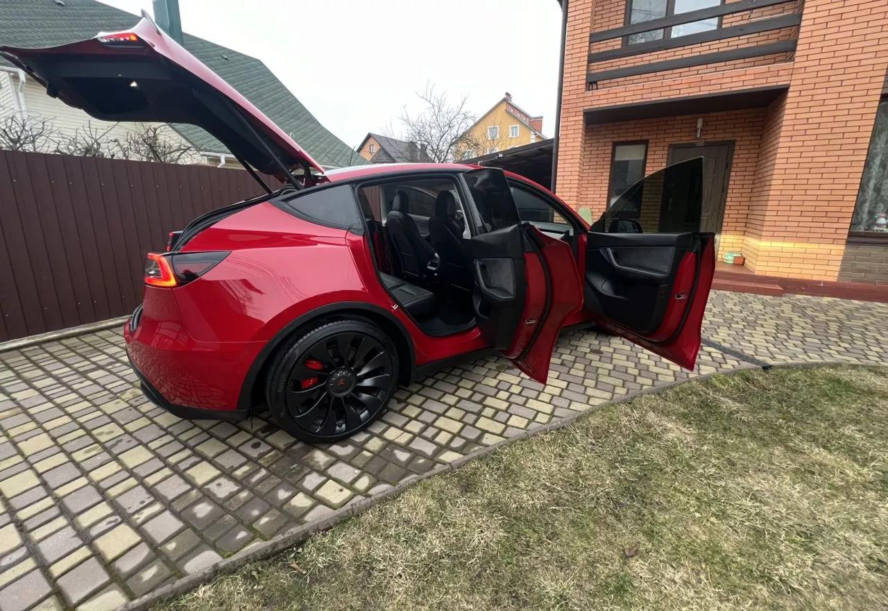 Tesla Model Y  82 kWh 2022thumbnail161