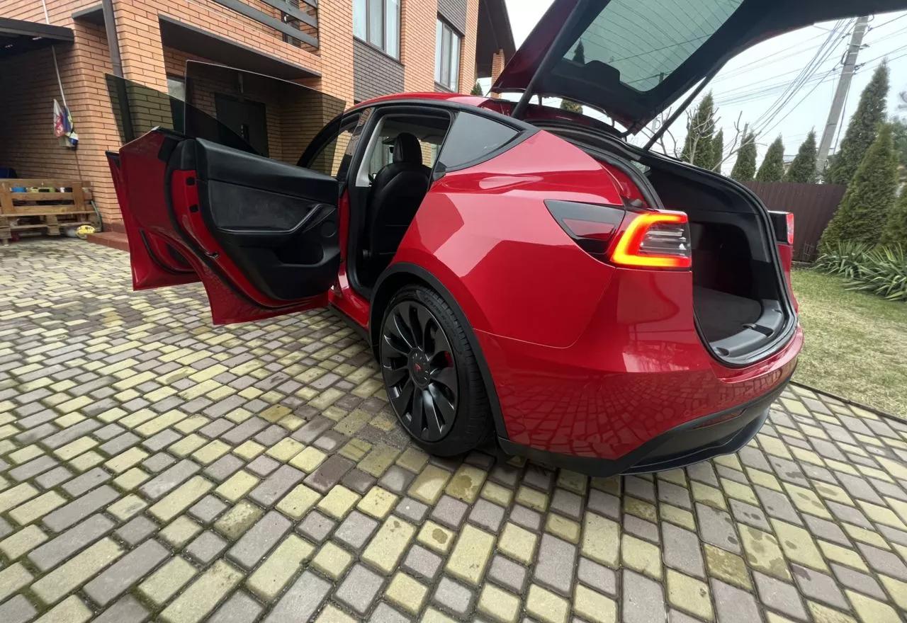 Tesla Model Y  82 kWh 2022251
