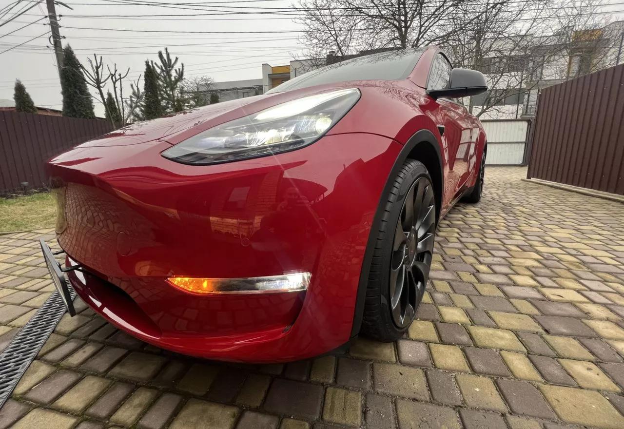Tesla Model Y  82 kWh 2022thumbnail411