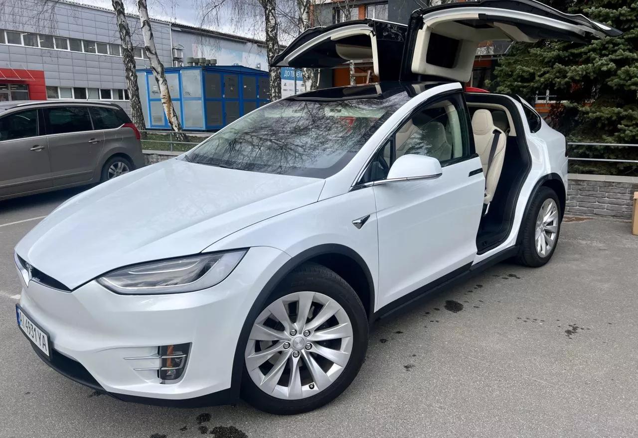 Tesla Model X  75 kWh 2018221