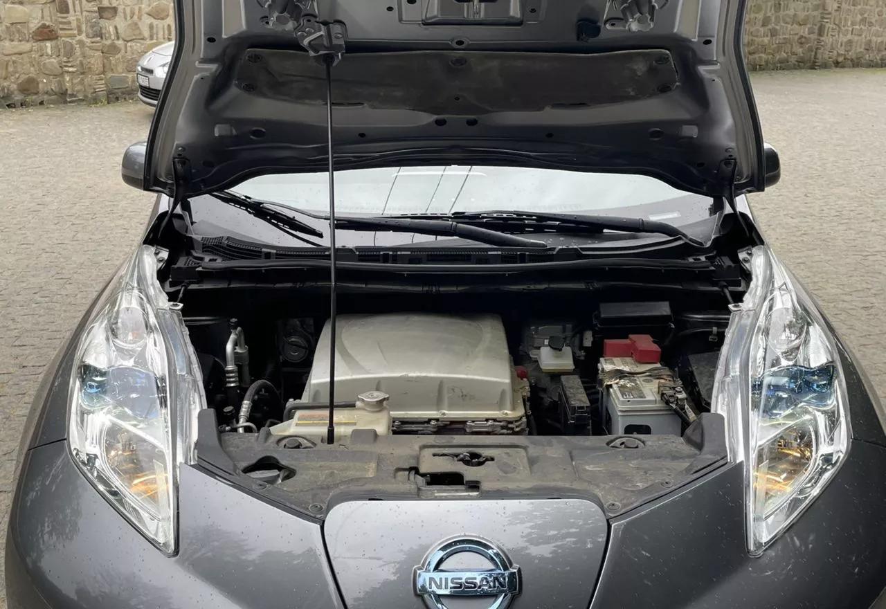 Nissan Leaf  24 kWh 2016111