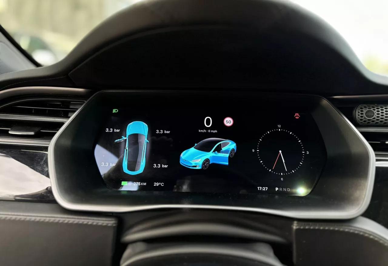Tesla Model S  75 kWh 2018301