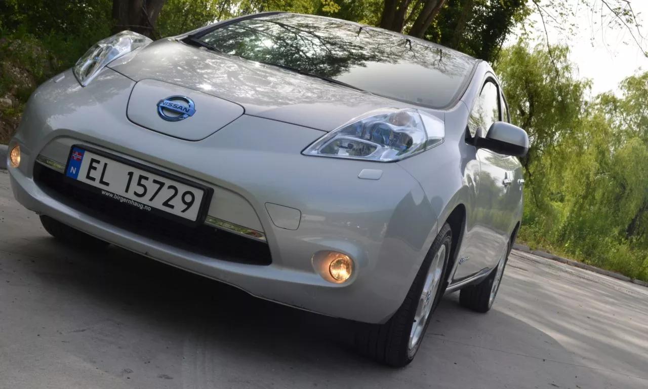 Nissan Leaf  24 kWh 2012thumbnail181