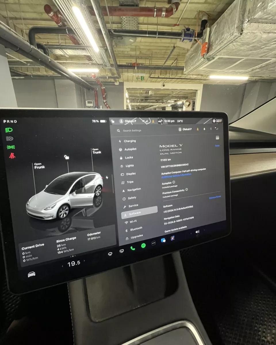 Tesla Model Y  80 kWh 2022101