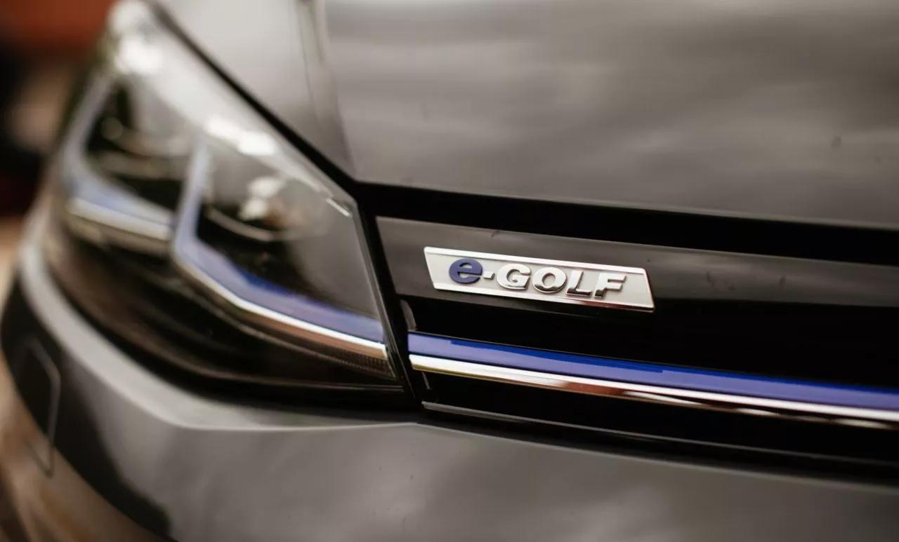 Volkswagen e-Golf  36 kWh 2020thumbnail281