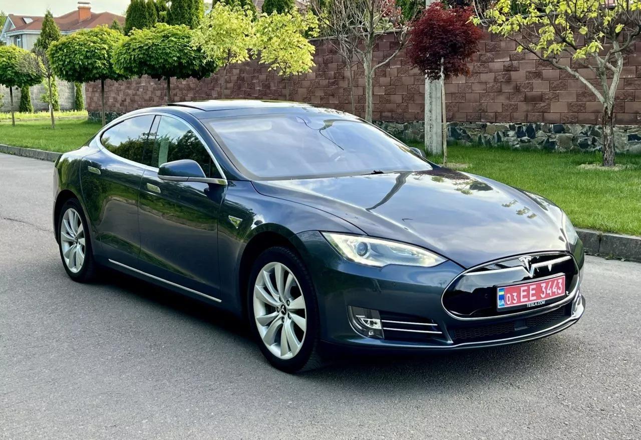 Tesla Model S  85 kWh 2015thumbnail301