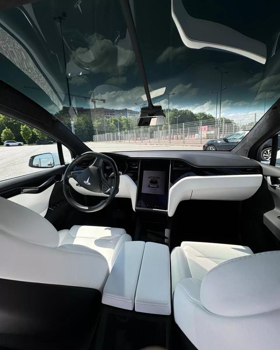 Tesla Model X  75 kWh 2018thumbnail111
