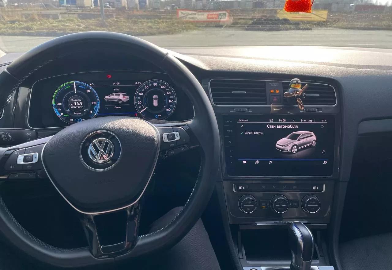 Volkswagen e-Golf  2019161
