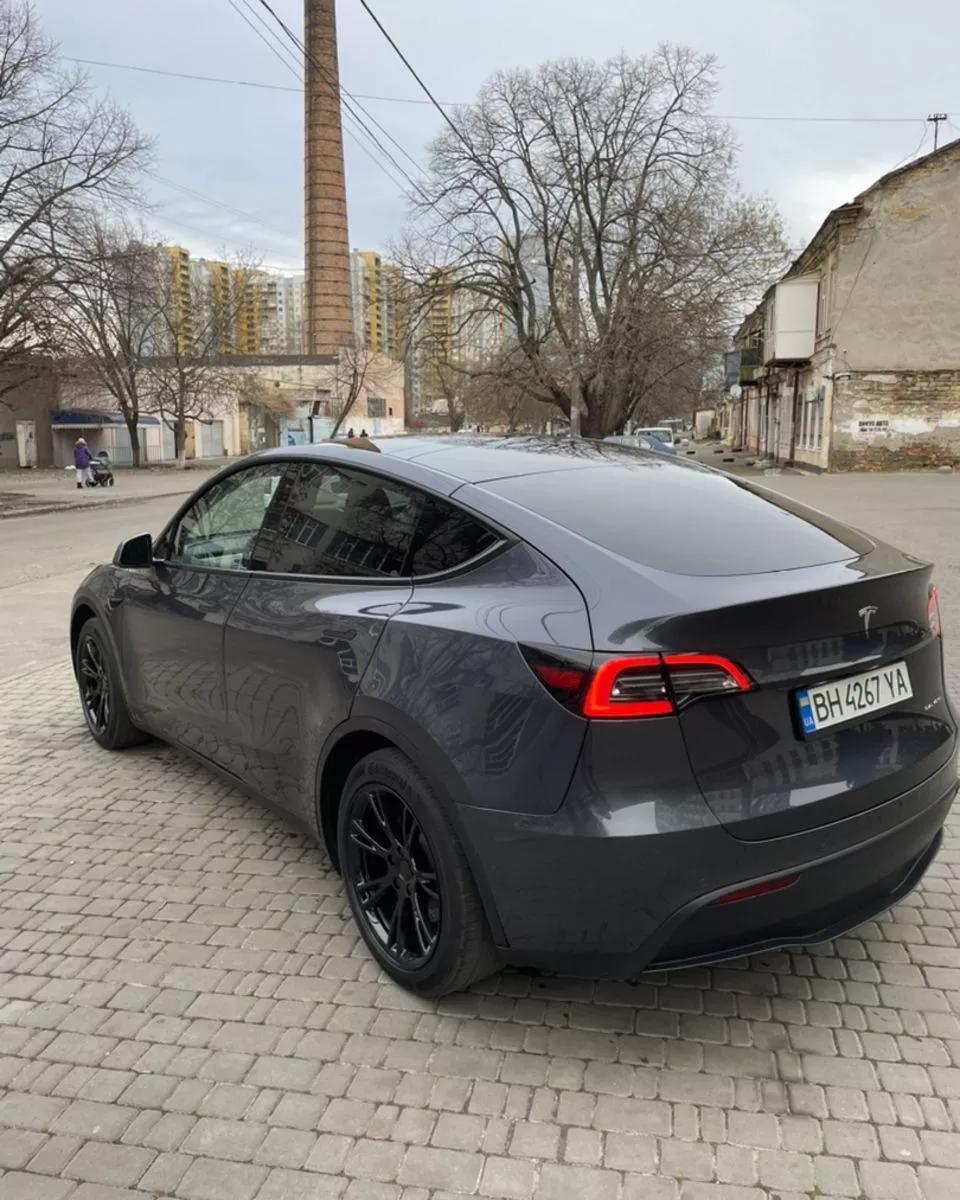 Tesla Model Y  82 kWh 202221