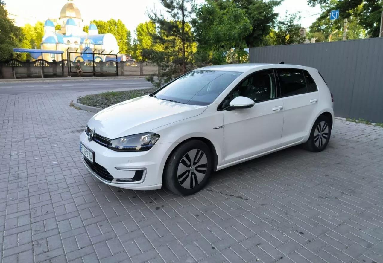 Volkswagen e-Golf  201431