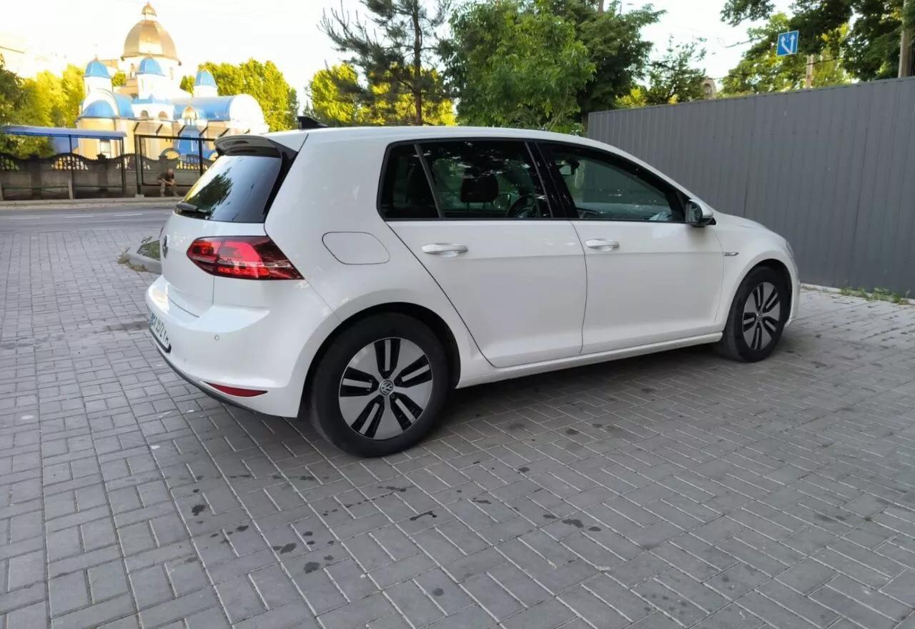 Volkswagen e-Golf  201471