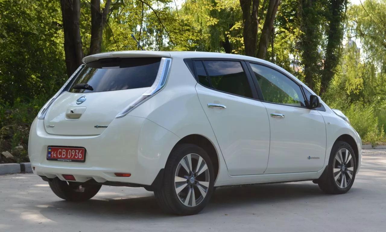 Nissan Leaf  24 kWh 2014111