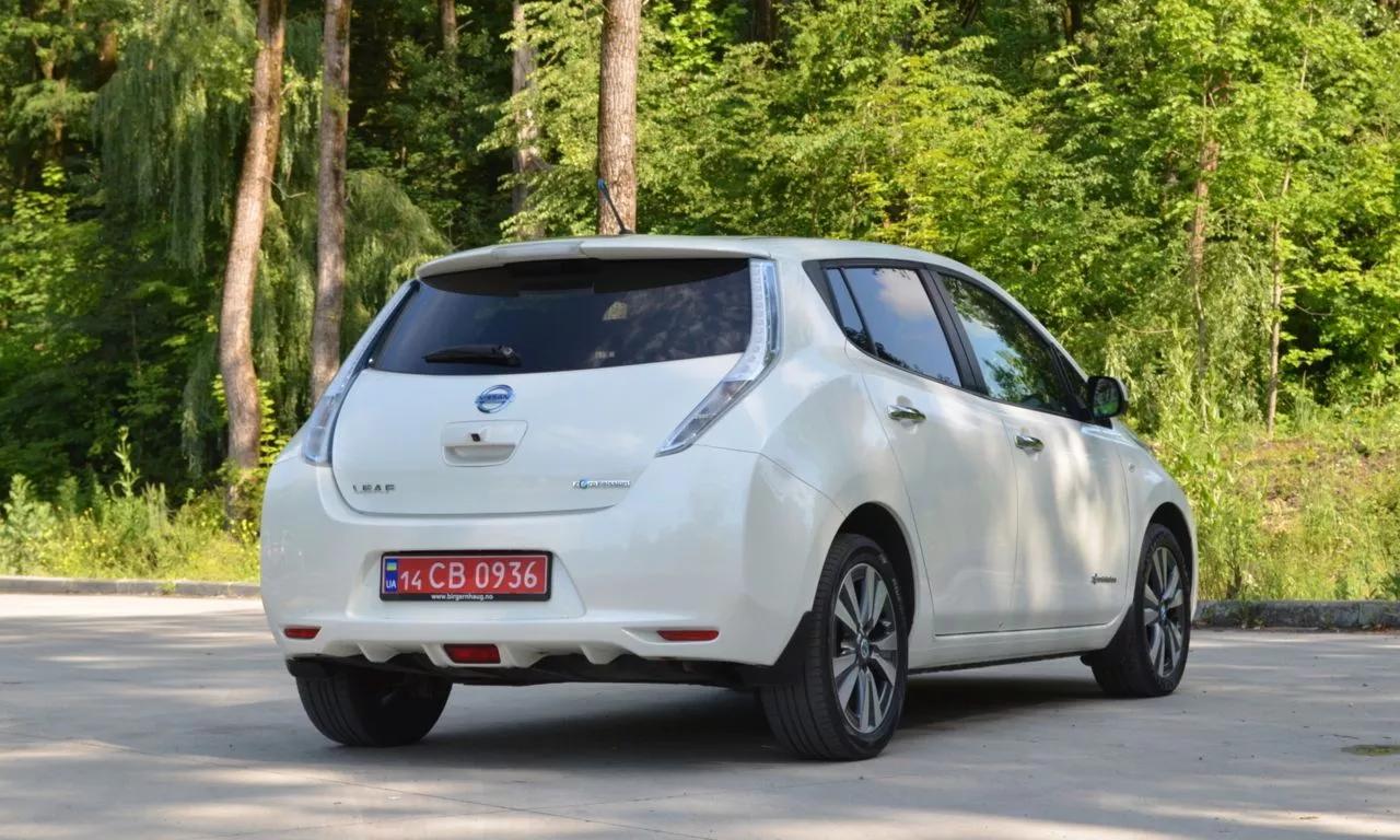 Nissan Leaf  24 kWh 2014thumbnail161