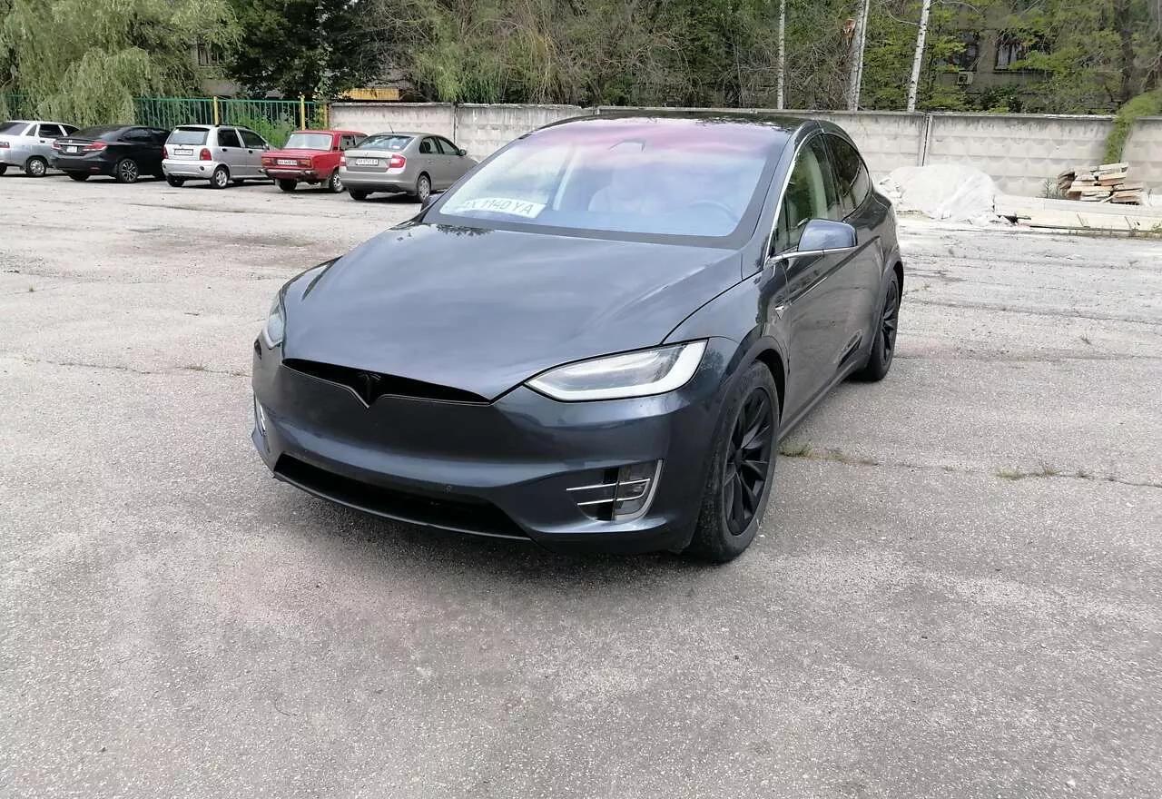 Tesla Model X  100 kWh 2017thumbnail01