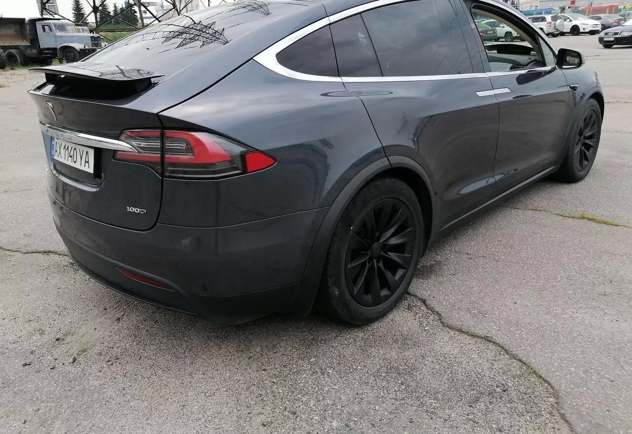 Tesla Model X  100 kWh 2017thumbnail11