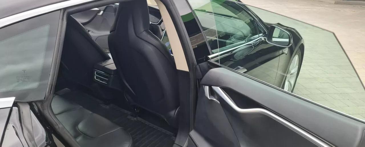 Tesla Model S  70 kWh 2015121