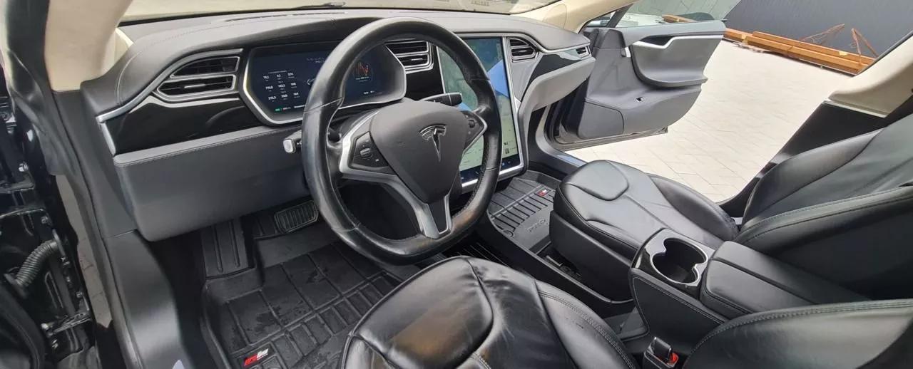 Tesla Model S  70 kWh 2015thumbnail151