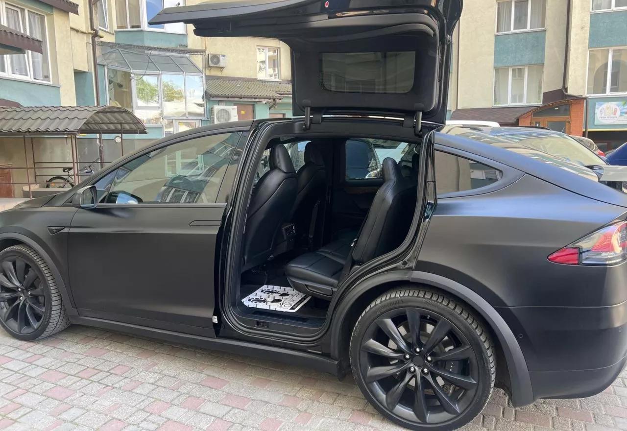 Tesla Model X  100 kWh 2019121