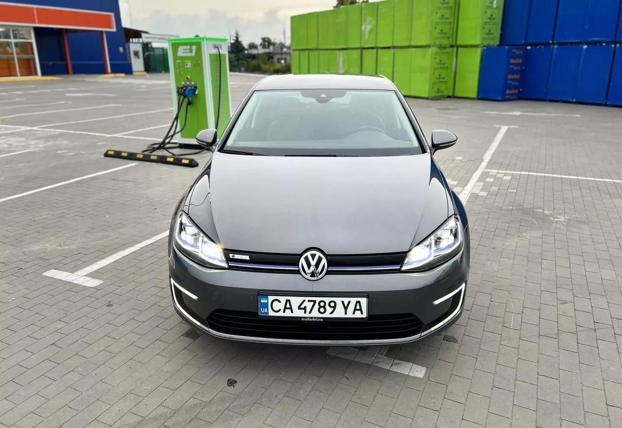 Volkswagen e-Golf  35.8 kWh 2018481