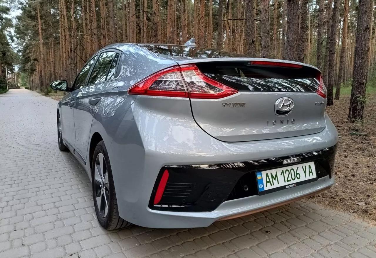 Hyundai Ioniq  28 kWh 2018231