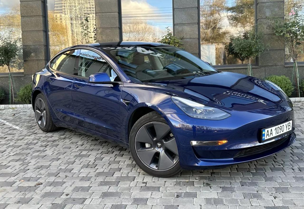 Tesla Model 3  60 kWh 2022thumbnail01