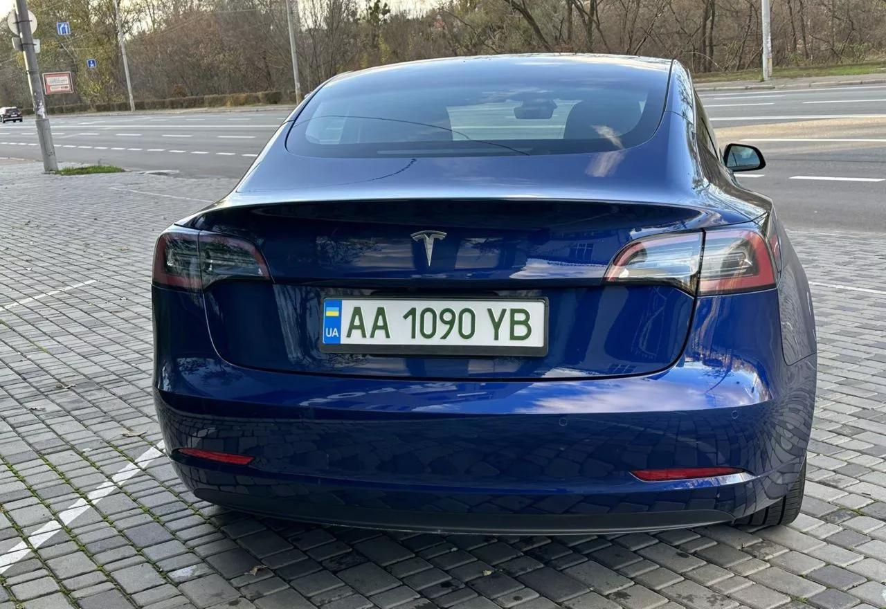 Tesla Model 3  60 kWh 2022101
