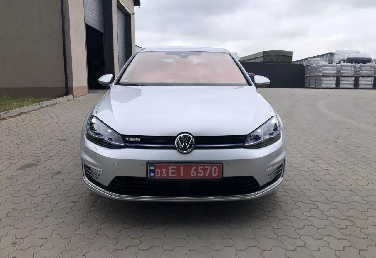 Volkswagen e-Golf  35.8 kWh 201921