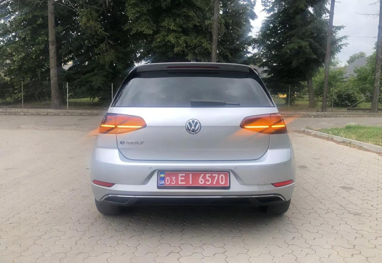 Volkswagen e-Golf  35.8 kWh 2019thumbnail91