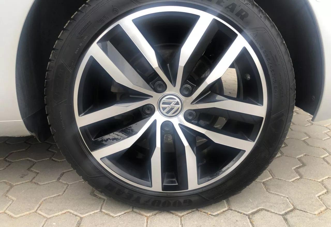 Volkswagen e-Golf  35.8 kWh 2019thumbnail431