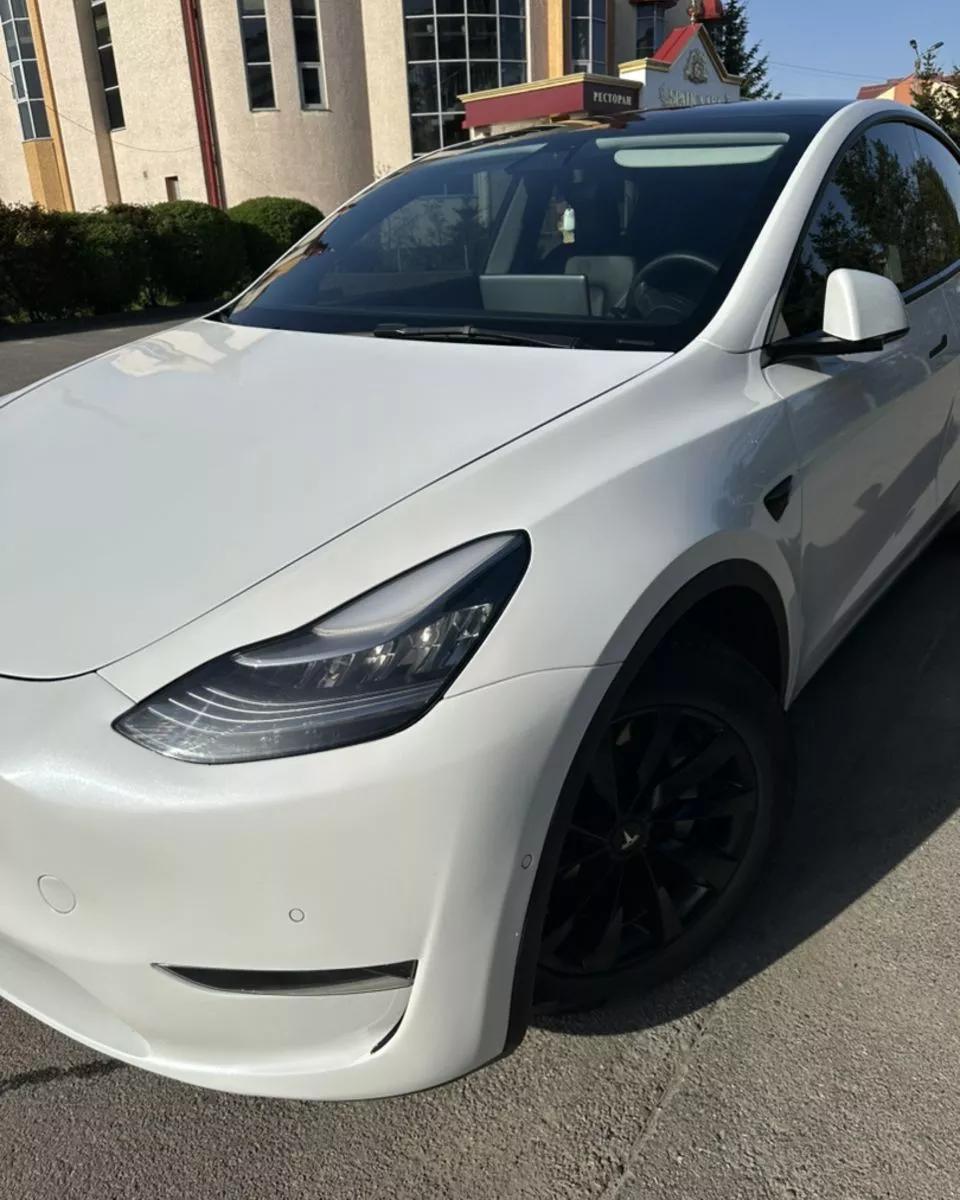 Tesla Model Y  75 kWh 2021161