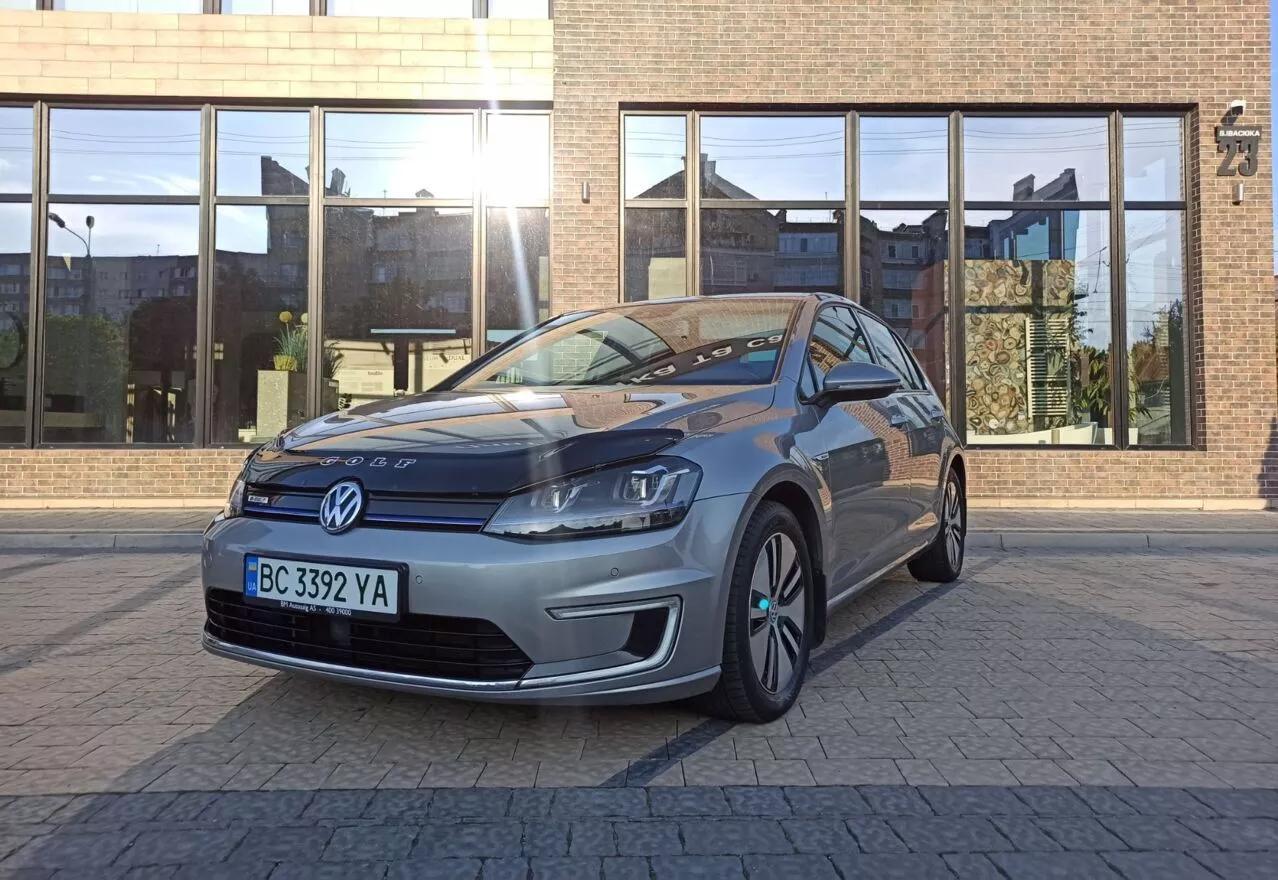 Volkswagen e-Golf  24 kWh 2015thumbnail181