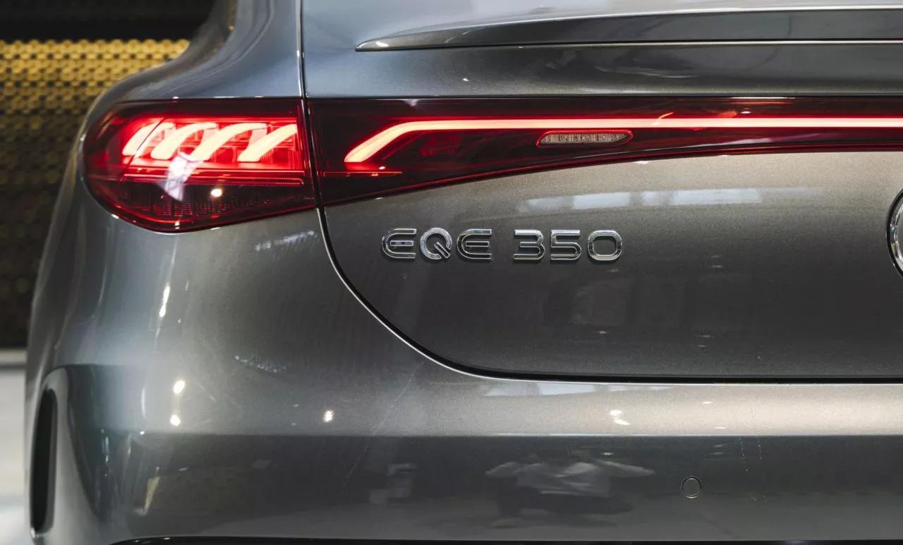 Mercedes-Benz EQE  90 kWh 2022thumbnail111