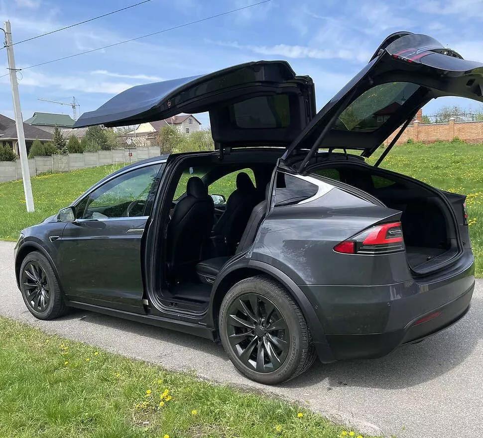 Tesla Model X  100 kWh 2020thumbnail01