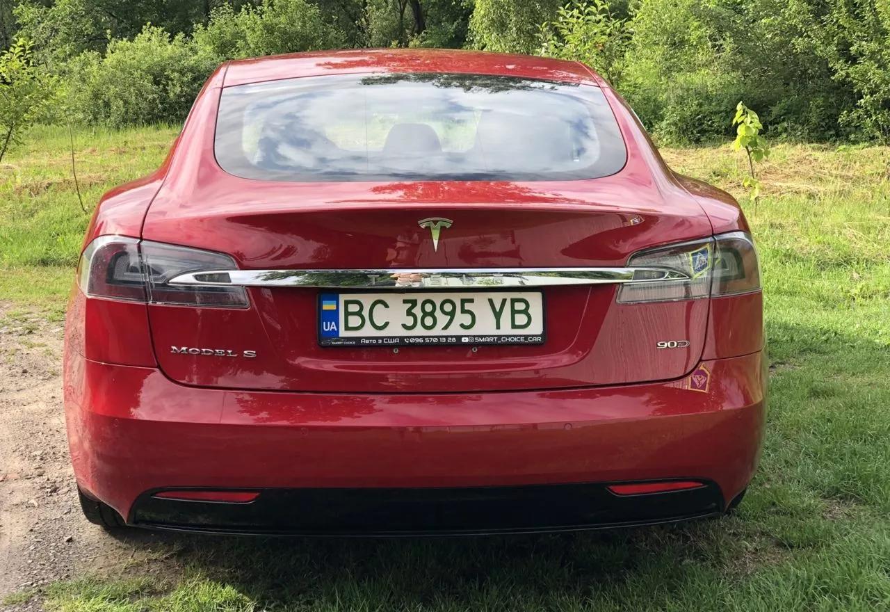 Tesla Model S  90 kWh 2016211
