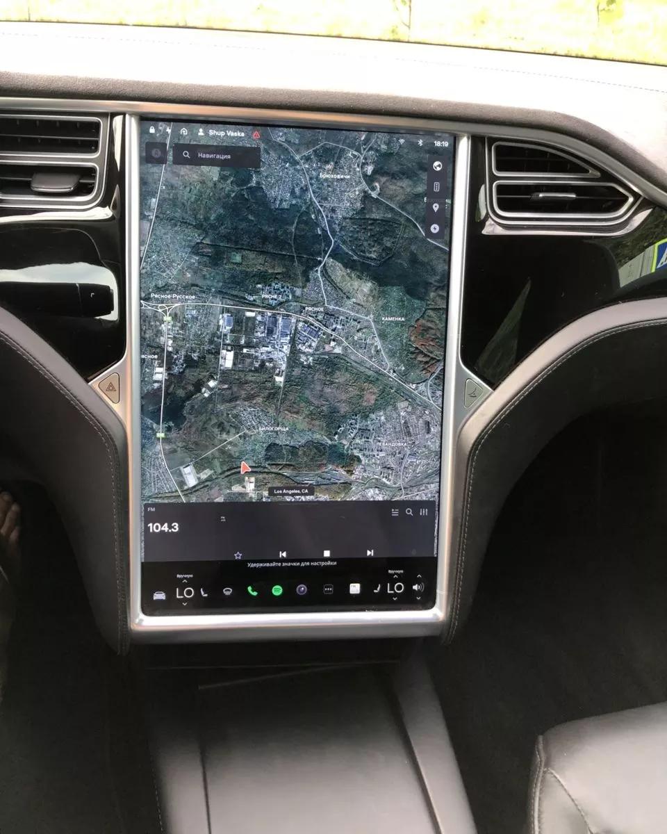 Tesla Model S  90 kWh 2016351