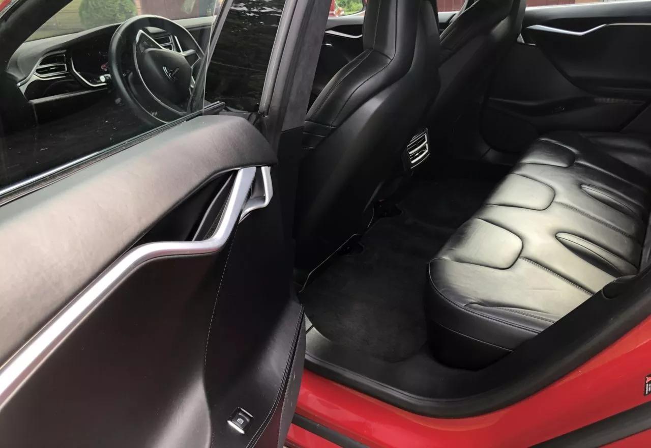 Tesla Model S  90 kWh 2016371
