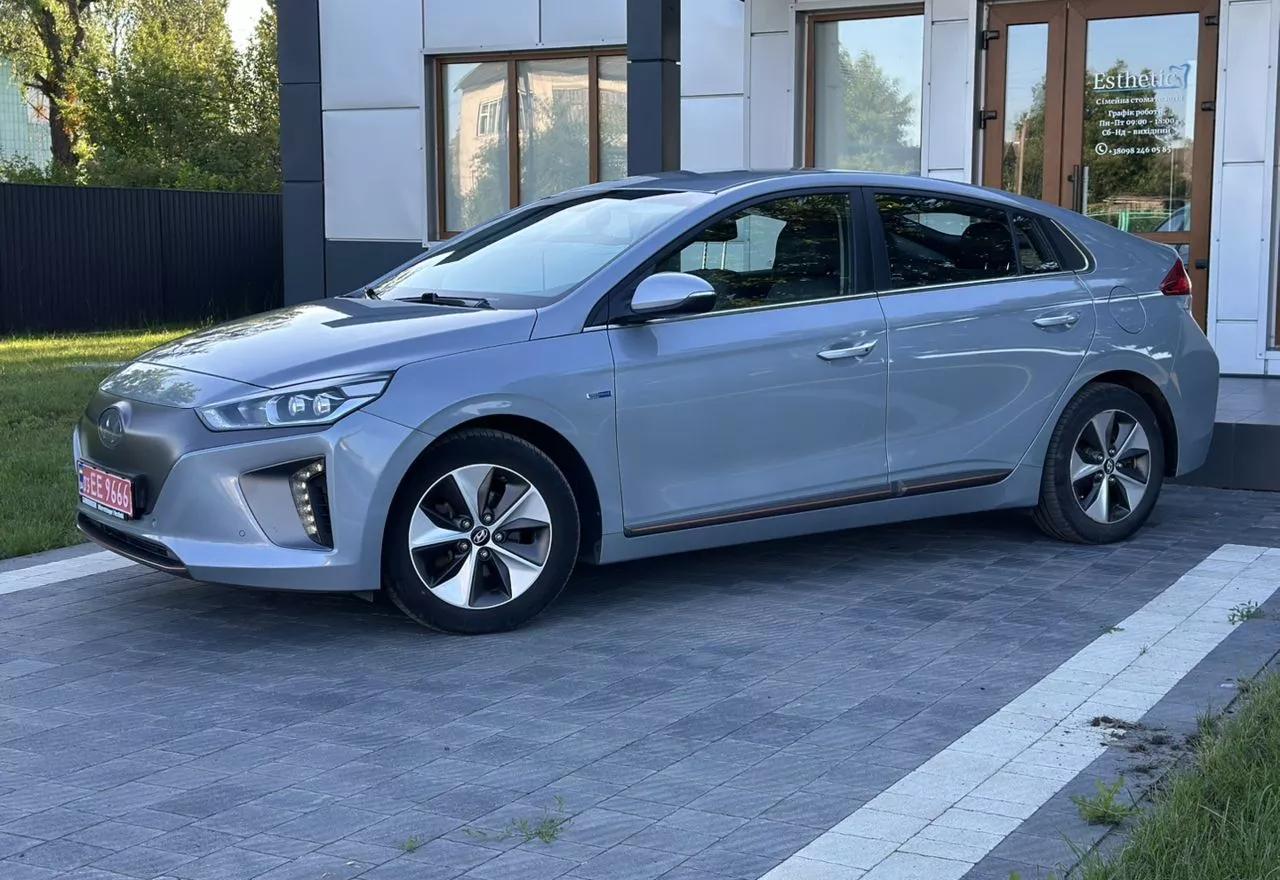 Hyundai Ioniq  28 kWh 2017221