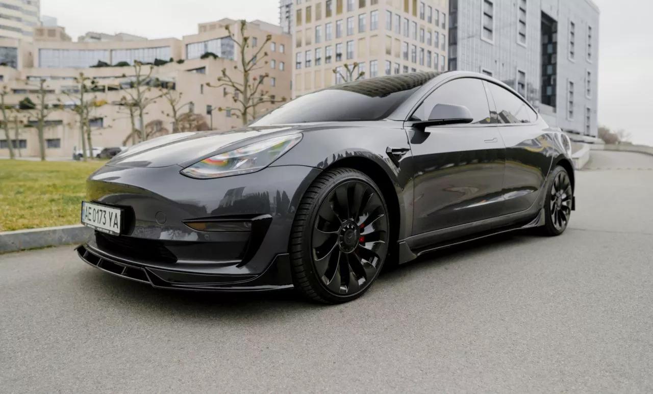 Tesla Model 3  80.5 kWh 2022181